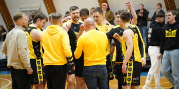 Sunkiose ir permainingose rungtynėse „atakiečiai“ išvargo pergalę prieš Vilniaus „Rytas-MRU“ krepšininkus