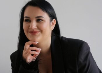 Rašytoja Laura Štadienė: „Aš nenoriu įkvėpti. Noriu supurtyti“