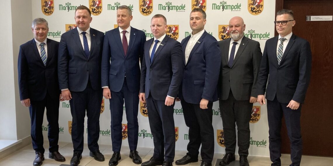 Marijampolėje su darbiniu vizitu lankėsi energetikos ministras Žygimantas Vaičiūnas ir jo komanda