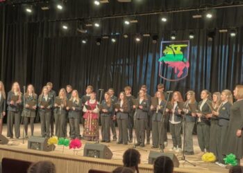 Kalvarija iškilmingai paminėjo Lietuvos valstybės atkūrimo dieną