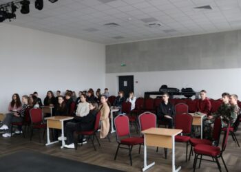 Kalvarijos gimnazijos mokiniai susipažino su Erasmus+ projektų naudomis