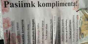 Kalvarijos savivaldybėje gyventojus džiugina savanoriška akcija „Pasiimk gerą žodį“