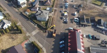 Šakiuose modernizuojama infrastruktūra: Aušros gatvėje tiesiamas pėsčiųjų ir dviračių takas