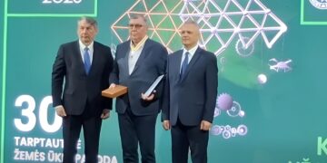 Garbingas įvertinimas: Šakių krašto atstovui įteiktas ordinas „Už nuopelnus Lietuvos kaimui“