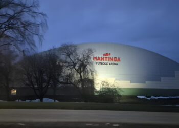 „Mantinga“ futbolo arena