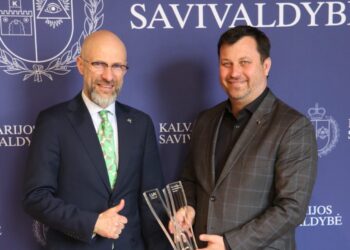 Lietuvos verslo konfederacijos prezidentas Andrius Romanovskis lankėsi Kalvarijoje: padėka už teisingus sprendimus verslui