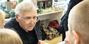 Draugystės bibliotekoje susitikimas su vaikų rašytoju Vytautu Račicku