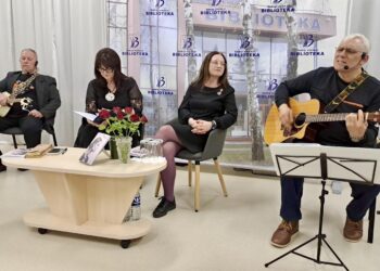 Šakių viešojoje bibliotekoje pristatyta antroji Loretos Loros poezijos knyga