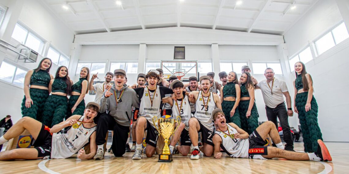 Marijampolės triumfas namuose: Marijampolės SC krepšininkai iškovojo MKL čempionų titulą
