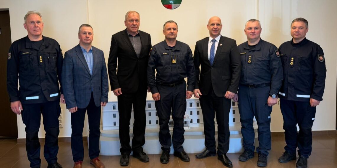 Šakiuose lankėsi PAGD vadovybė: aptarta rajono saugumo situacija ir bendradarbiavimas