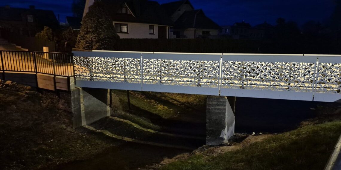 Vilkaviškio mieste atnaujintas Meilės tiltelis