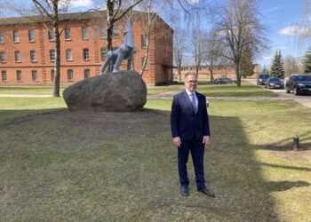 Marijampolėje viešėjo Krašto apsaugos ministras Robertas Kaunas