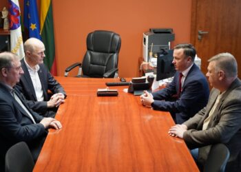 Vilkaviškio rajono medžiotojų bendruomenės aktualijos aptartos susitikime su Savivaldybės vadovais