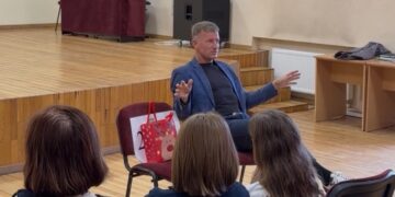 Meras Mantas Varaška pakvietė abiturientus diskusijai apie besikeičiantį pasaulį