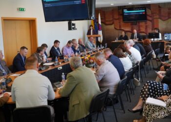 Įvyko Vilkaviškio rajono savivaldybės tarybos posėdis: patvirtinti 22 nauji sprendimai