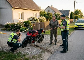 Puskelnių kaime iš kiemo pavogtas prabangus motociklas „Ducati“