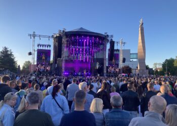 „Cukrinis festivalis 2026“ Marijampolėje: nuo Prezidento K. Griniaus istorinių pamokų iki grandiozinės energijos bombos J. Basanavičiaus aikštėje
