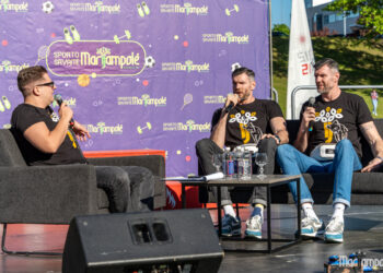 Sporto epicentras po atviru dangumi: Marijampolę išjudino mugė su broliais Lavrinovičiais