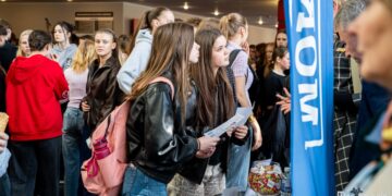 Marijampolės kultūros centre vyko jaunimo ir darbdavių mugė „Jaunimo vasara“