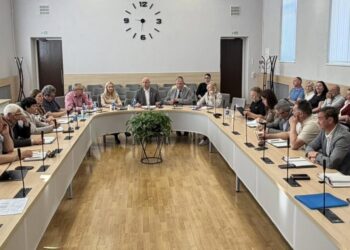 Kasmėnesiniame seniūnų susirinkime – dėmesys viešosioms paslaugoms ir rajonui