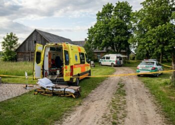 Išpuolis Smilgių kaime: rastas sunkiai sužalotas vyras, įtariamasis jau policijos rankose