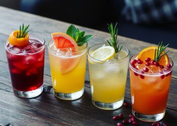 Populiariausi šios vasaros kokteiliai be alkoholio: Lietuvoje atgimsta mažai girdėtas ingredientas