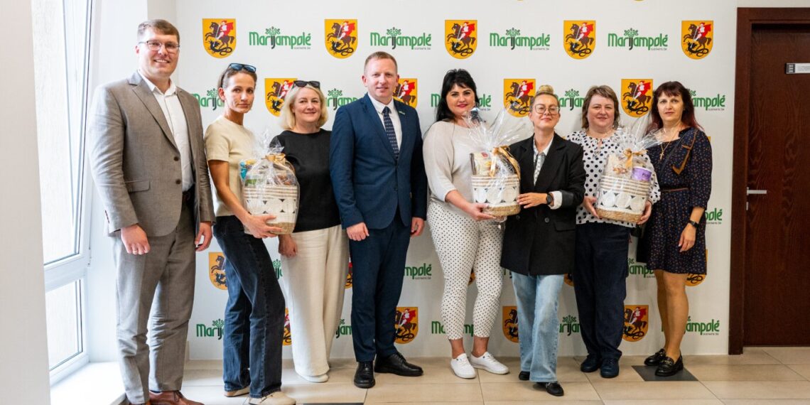 Marijampolę puošusios idėjos neliko nepastebėtos: pagerbti konkurso „Miesto cukraus meistrai“ nugalėtojai