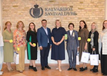 Kalvarijos savivaldybės meras dėkojo moksleivių Dainų šventės kolektyvų vadovams