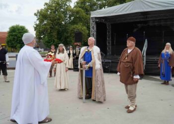 Valstybės diena Kalvarijoje: nuo iškilmingo minėjimo iki 10-ojo žygio į Punską