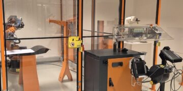 Iš Geteborgo į Marijampolę: „CIE LT Forge“ inžinieriai stiprino robotikos žinias viename moderniausių mokymų centrų regione