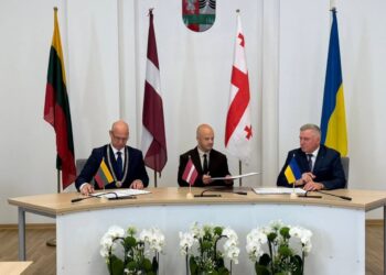 Tarptautinis bendradarbiavimas tęsiamas: atnaujintas keturšalis savivaldybių memorandumas