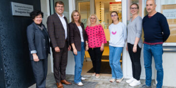 Biblioteka Marijampolėje tapo dar prieinamesnė: Draugystės padalinyje įrengtos automatinės durys